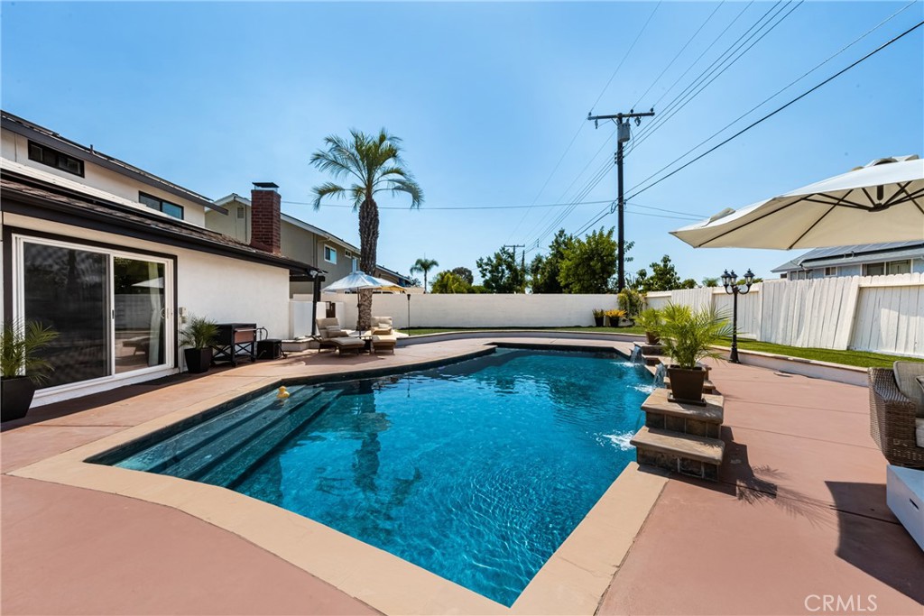 370121a6 C576 4602 9b16 237be2a33b6c