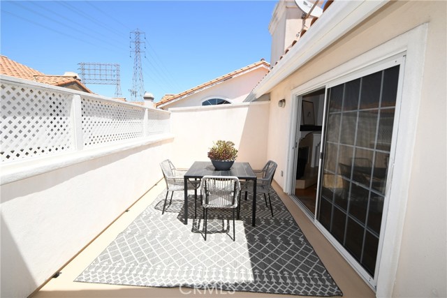 2514 Vanderbilt Ln, Redondo Beach, California 90278, 4 Bedrooms Bedrooms, 0 ,2 BathroomsBathrooms,Residential,For Sale,Vanderbilt Ln,0,SB26161438