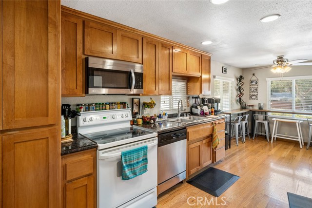 2883 Mammoth Lane, Paso Robles CA: https://media.crmls.org/medias/37021186-8b41-4647-b65a-c64f5877f714.jpg