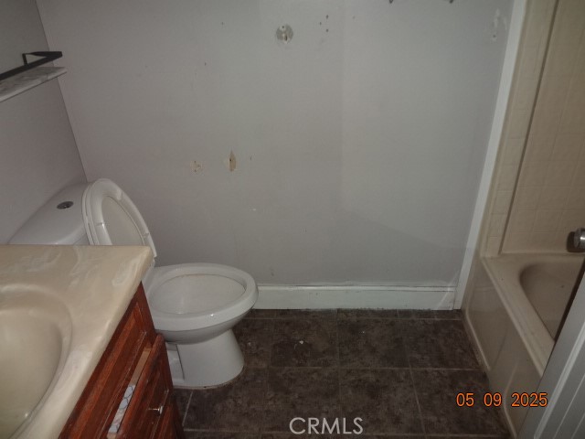 https://media.crmls.org/medias/3702a449-0a6b-4ecb-827c-02557ea1dfd5.jpg?preset=X-Large