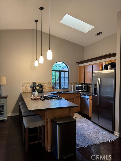 Detail Gallery Image 17 of 32 For 4800 W Crowley Ct, Visalia,  CA 93291 - 3 Beds | 2 Baths