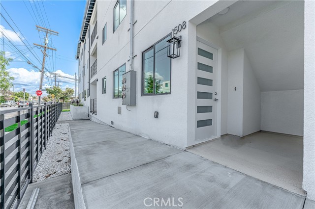 Detail Gallery Image 72 of 72 For 3653 Halldale Ave, Los Angeles,  CA 90018 - – Beds | – Baths