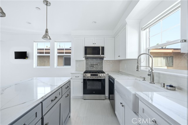 Detail Gallery Image 15 of 57 For 10538 La Reina, Downey,  CA 90241 - – Beds | – Baths