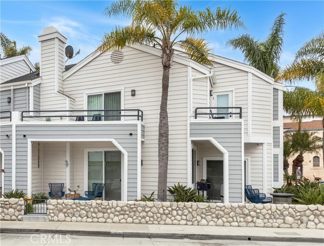 Detail Gallery Image 13 of 26 For 406 E Bay #H,  Newport Beach,  CA 92661 - 2 Beds | 2/1 Baths