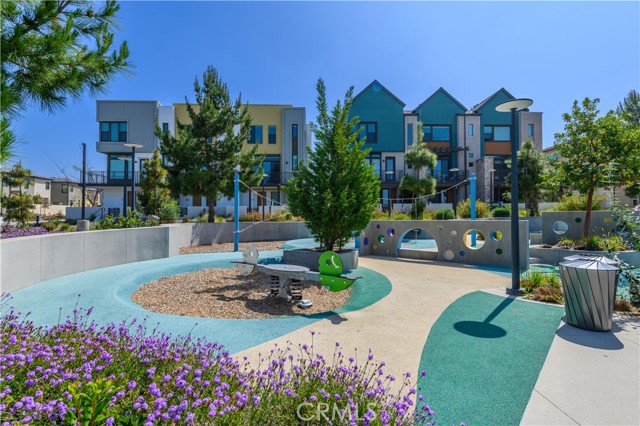 Detail Gallery Image 23 of 25 For 188 Merit, Irvine,  CA 92618 - 4 Beds | 3/1 Baths