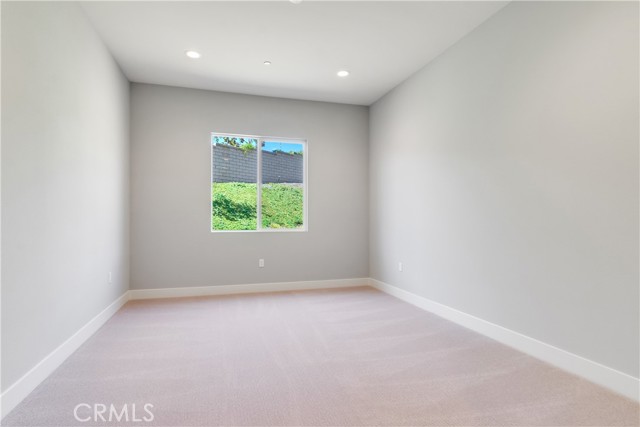 Detail Gallery Image 22 of 31 For 6532 Canyon Oaks Dr, Simi Valley,  CA 93063 - 4 Beds | 3/1 Baths