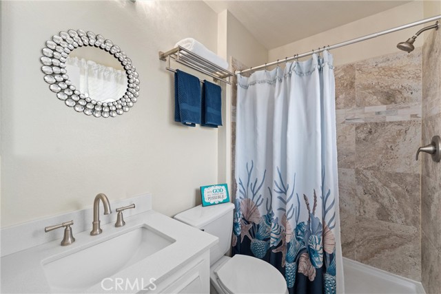 11449 Morning Star Lane, Moreno Valley CA: https://media.crmls.org/medias/3704f2dd-5d3f-4760-b458-29e082f374fa.jpg
