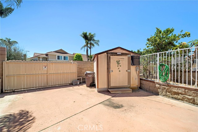 19352 Sailwind Lane, Huntington Beach CA: https://media.crmls.org/medias/3706154f-c38a-40ef-b112-fca9c7983155.jpg