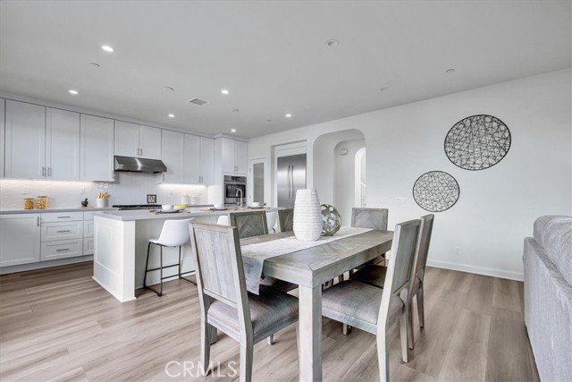 Detail Gallery Image 15 of 57 For 114 Bouquet, Irvine,  CA 92618 - 4 Beds | 2/1 Baths