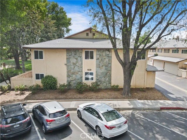 Detail Gallery Image 1 of 47 For 8111 Canby Ave #1,  Reseda,  CA 91335 - 4 Beds | 2/1 Baths