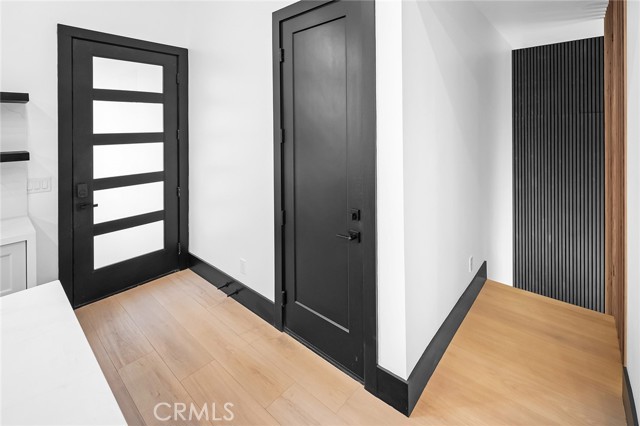 129 Winding Lane, Big Bear City CA: https://media.crmls.org/medias/3707e662-d283-4364-83e2-14a2b2a7ec33.jpg
