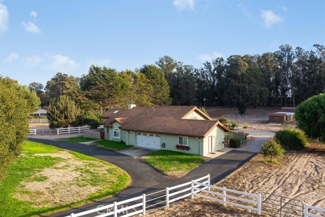 Detail Gallery Image 4 of 67 For 2247 Idyllwild Pl, Arroyo Grande,  CA 93420 - 4 Beds | 4 Baths