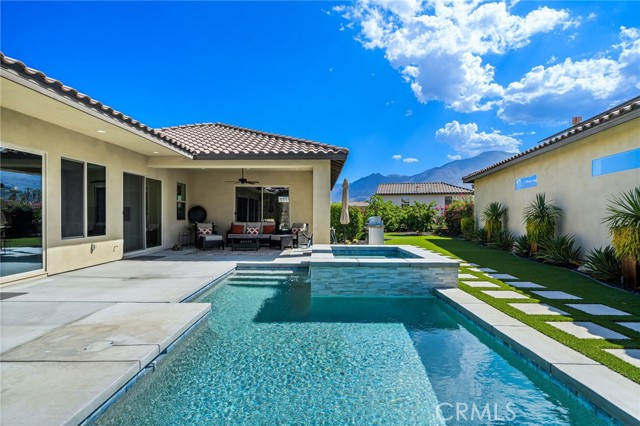 80241 Champions Way, La Quinta CA: https://media.crmls.org/medias/3708db94-cd66-4297-8a61-ca7ce909429d.jpg