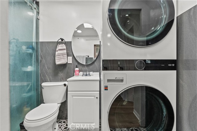 12401 filmore, Sylmar CA: https://media.crmls.org/medias/3709231d-caae-4182-b4cd-4d4266f9f332.jpg