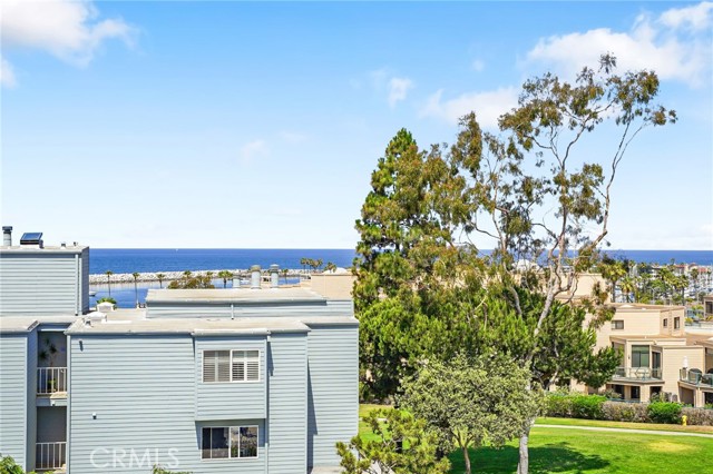 220 The Village, Redondo Beach, California 90277, 1 Bedroom Bedrooms, ,Residential,Sold,The Village,SB22117789