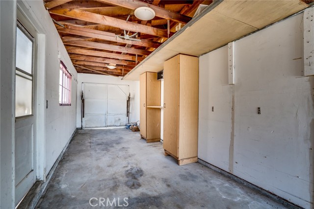 Detail Gallery Image 39 of 43 For 20642 Goshawk Ln, Huntington Beach,  CA 92646 - 5 Beds | 3 Baths