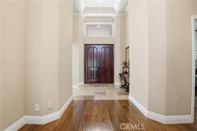 Detail Gallery Image 12 of 69 For 27139 Crystal Springs, Canyon Country,  CA 91387 - 4 Beds | 2/1 Baths