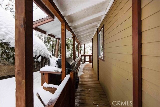 Detail Gallery Image 12 of 62 For 25860 Shady View Dr, Idyllwild,  CA 92549 - 3 Beds | 2/1 Baths