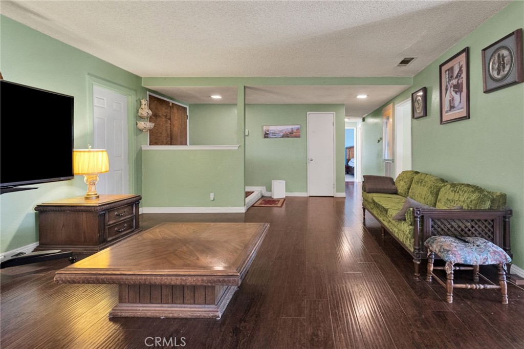 MLS #CV25196187 image #6