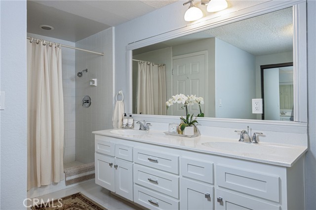 Detail Gallery Image 8 of 18 For 18936 1/2 E Smiley Dr, Orange,  CA 92869 - 3 Beds | 2 Baths