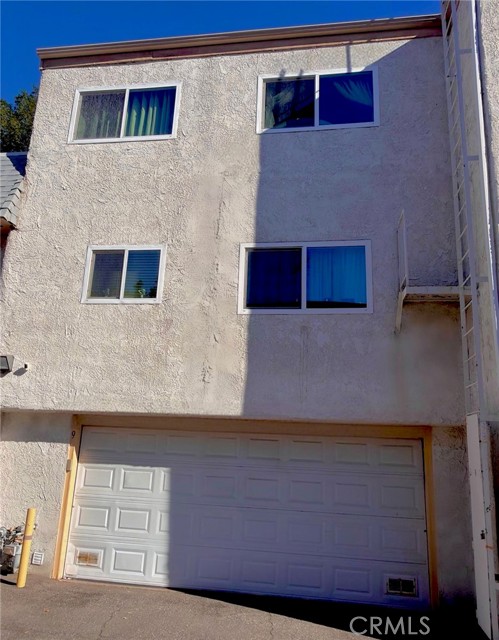 Detail Gallery Image 16 of 17 For 21015 Gresham, Canoga Park,  CA 91304 - 3 Beds | 2/1 Baths