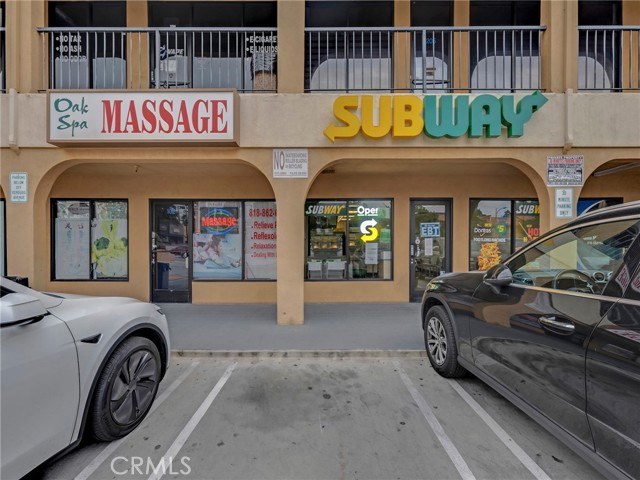 401 S Glenoaks Boulevard, Burbank CA: https://media.crmls.org/medias/370c0593-d492-4921-91df-c5d0a89583ab.jpg