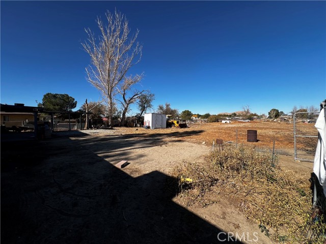 Detail Gallery Image 14 of 47 For 16253 Newmont Ave, Lancaster,  CA 93535 - 3 Beds | 2 Baths