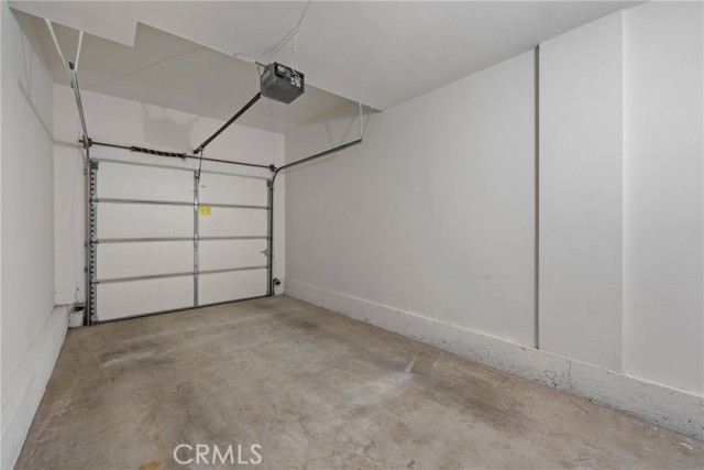 51 Waxwing Lane, Aliso Viejo CA: https://media.crmls.org/medias/370c350a-c176-4c7a-bc82-279f0037c00e.jpg