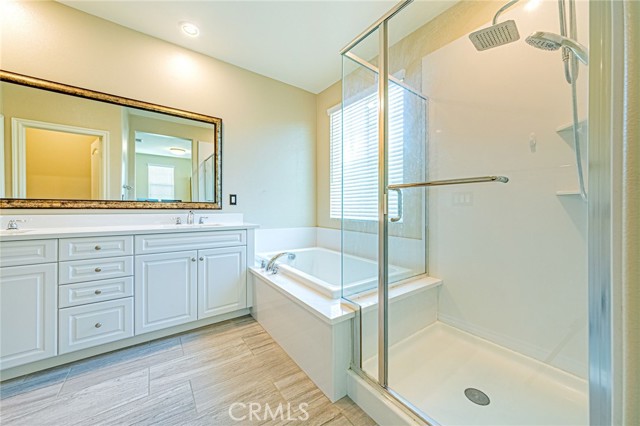 Detail Gallery Image 19 of 33 For 29027 via Patina, Valencia,  CA 91354 - 4 Beds | 3/1 Baths