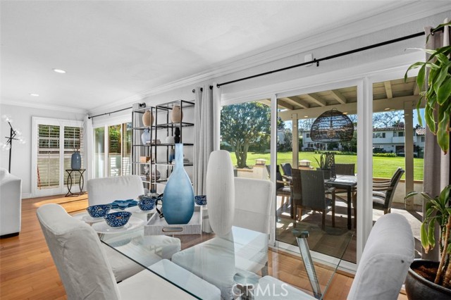 Detail Gallery Image 13 of 30 For 525 Vista Flora, Newport Beach,  CA 92660 - 3 Beds | 2/1 Baths