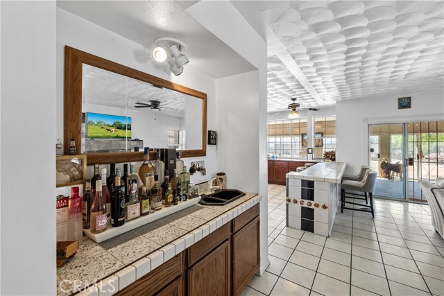 Detail Gallery Image 16 of 63 For 17234 Gamble Ave, Riverside,  CA 92504 - 5 Beds | 3 Baths