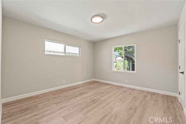 Detail Gallery Image 16 of 20 For 15419 Wyandotte St, Van Nuys,  CA 91406 - 3 Beds | 2 Baths