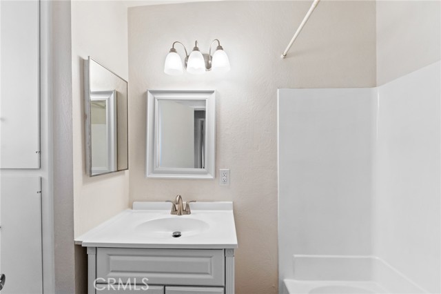 Detail Gallery Image 13 of 15 For 102 Avenida Pelayo #B,  San Clemente,  CA 92672 - 1 Beds | 1 Baths