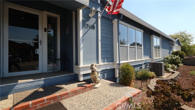 Detail Gallery Image 15 of 71 For 13110 Everglade Bld, Clearlake Oaks,  CA 95423 - 4 Beds | 3/1 Baths