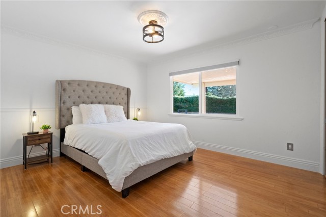23800 Mobile St, West Hills CA: https://media.crmls.org/medias/370e7cb1-9bc5-4b18-ab71-c226d07a2f14.jpg