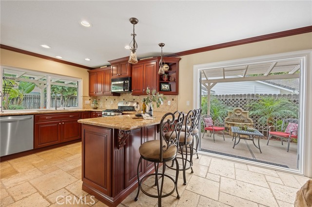 Detail Gallery Image 25 of 46 For 2912 Hickory Pl, Fullerton,  CA 92835 - 4 Beds | 2/1 Baths