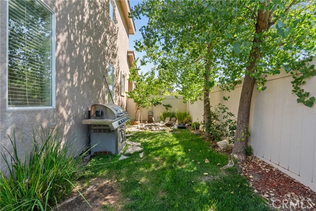 29513 Blake Way, Canyon Country CA: https://media.crmls.org/medias/370ebccc-440c-4ba6-82d6-f77a49bf583e.jpg
