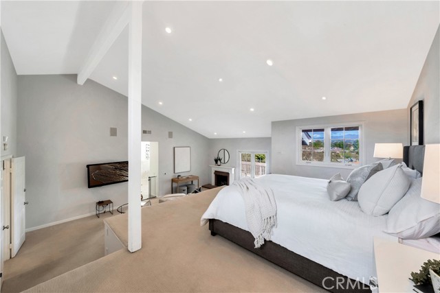 25941 Sheriff Road, Laguna Hills CA: https://media.crmls.org/medias/370f9338-8587-4afd-a410-5fcb037169fd.jpg