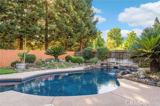 Detail Gallery Image 5 of 51 For 91 Cinder Cone, Chico,  CA 95973 - 4 Beds | 3 Baths