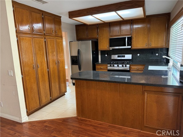 Detail Gallery Image 4 of 16 For 19047 Lynridge, Walnut,  CA 91789 - 3 Beds | 2 Baths