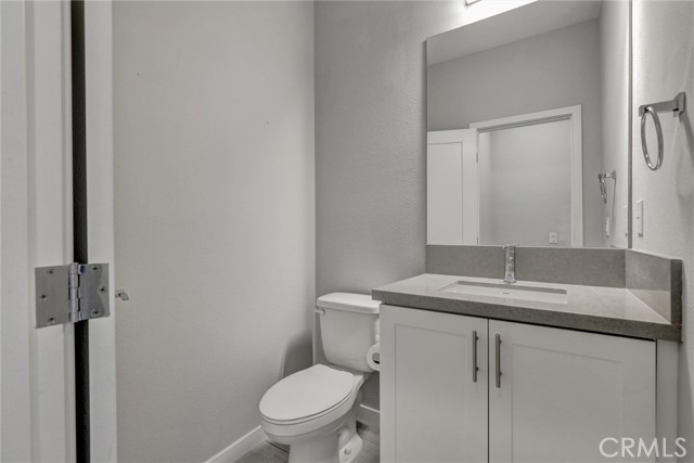Detail Gallery Image 16 of 19 For 2296 Synergy, Irvine,  CA 92614 - 2 Beds | 2/1 Baths