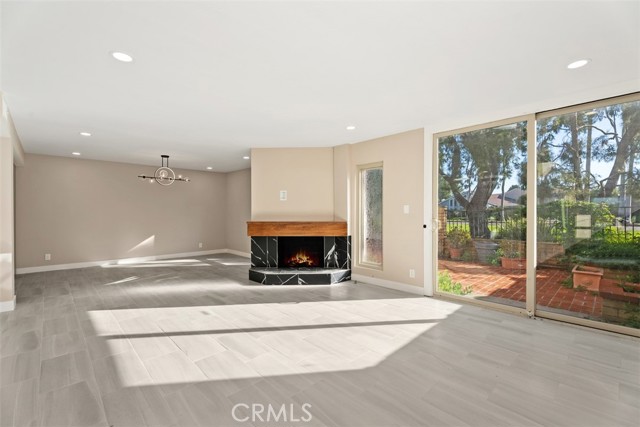 Detail Gallery Image 14 of 40 For 54 Oak Tree Ln, Irvine,  CA 92612 - 4 Beds | 2/1 Baths