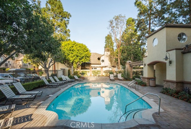 17 Auvergne, Newport Coast CA: https://media.crmls.org/medias/37160d1b-9b6c-46d1-b23f-a76e1ff5a851.jpg