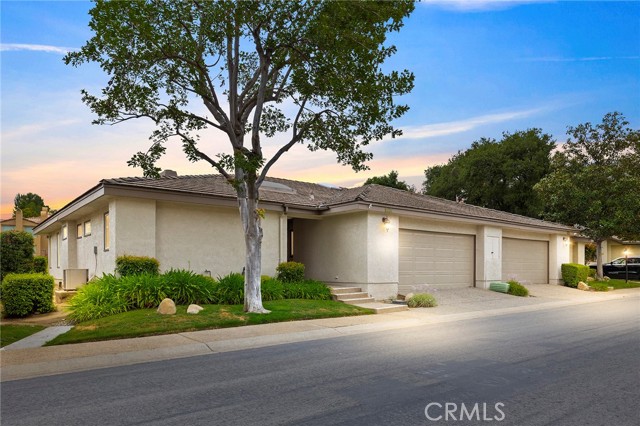 Detail Gallery Image 1 of 1 For 38445 Oaktree Loop, Murrieta,  CA 92562 - 2 Beds | 2 Baths