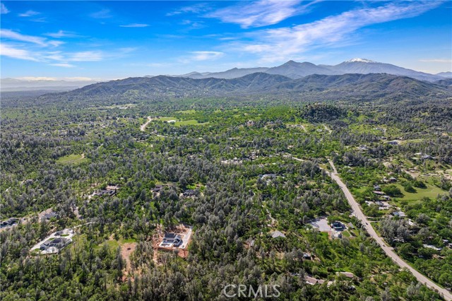 Detail Gallery Image 4 of 19 For 9200 Silver King Rd, Redding,  CA 96001 - – Beds | – Baths