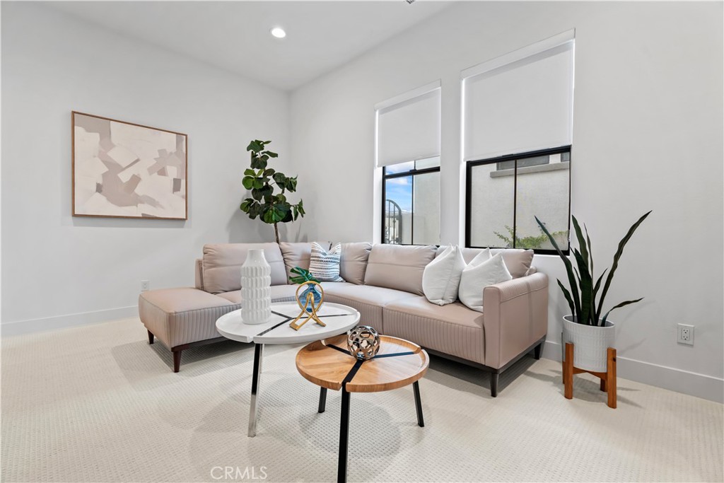 MLS #WS25167538 image #14