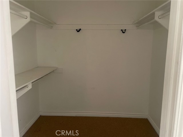 Detail Gallery Image 12 of 26 For 8425 Burnet Ave #4,  North Hills,  CA 91343 - 4 Beds | 2/1 Baths