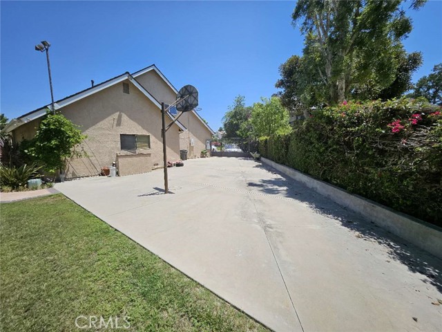 Detail Gallery Image 5 of 30 For 19190 Palm Vista, Yorba Linda,  CA 92886 - 6 Beds | 5/1 Baths