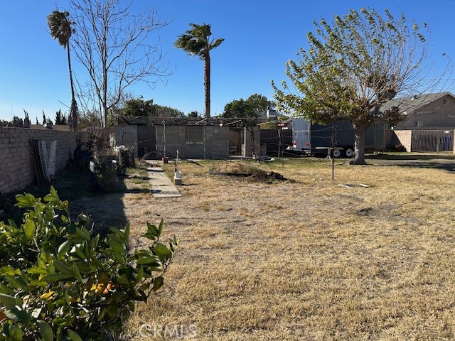 18239 Bonnie Lane, Fontana, California 92335, 3 Bedrooms Bedrooms, ,1 BathroomBathrooms,Single Family Residence,For Sale,Bonnie,IV25007244