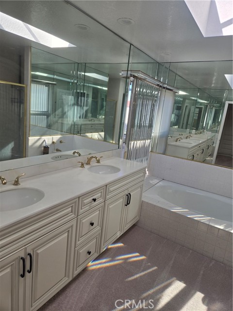 Detail Gallery Image 36 of 45 For 5704 Miguel Way, Long Beach,  CA 90814 - 5 Beds | 3 Baths